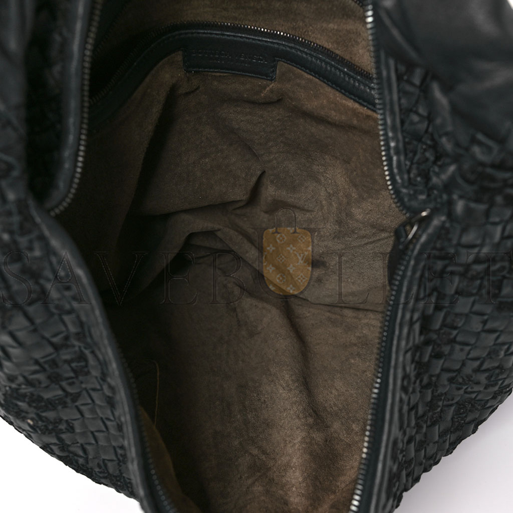 BOTTEGA VENETA NAPPA VELOURS INTRECCIATO FUZZY MEDIUM VENETA HOBO BLACK  (38*24*3cm)